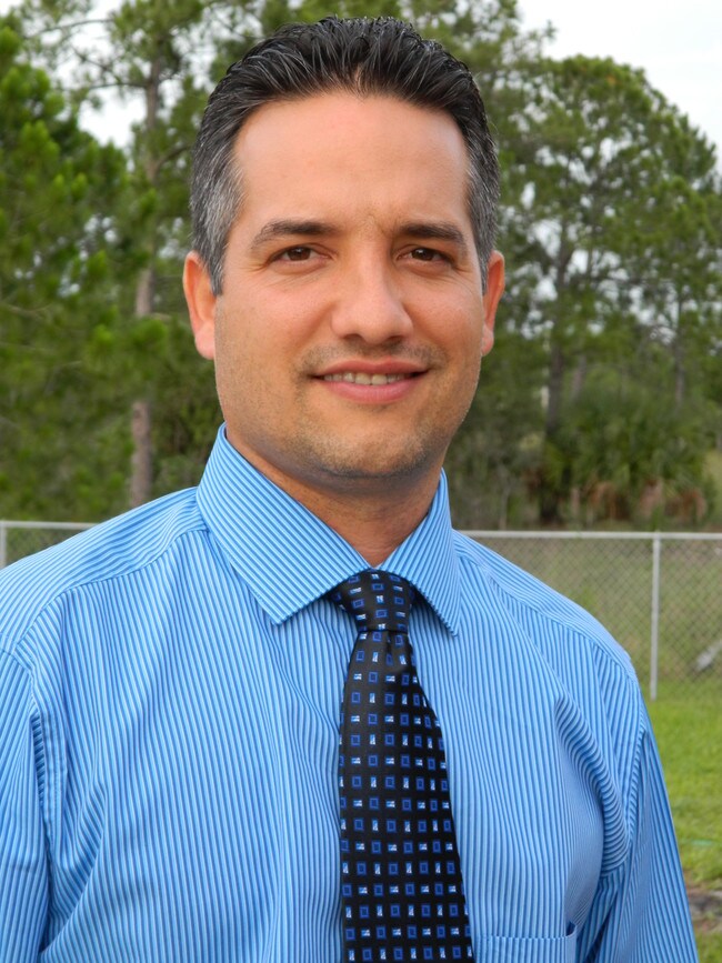 Agent Photo