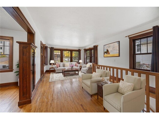 210 Warwick St SE unit 1, Minneapolis, MN 55414 - photo 3