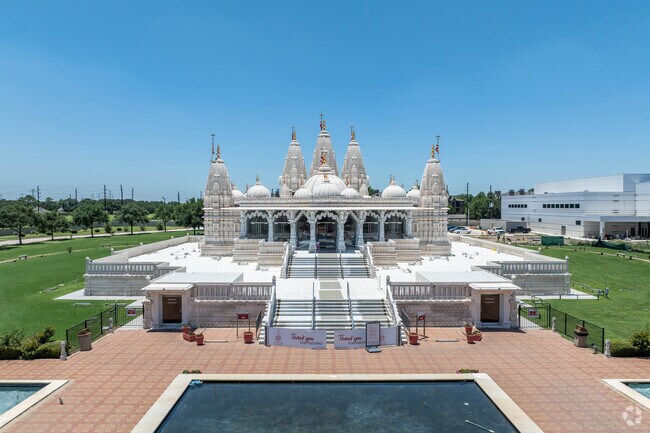 The Shri Swaminarayan Mandir is open to the public to visit in Sugar Creek.