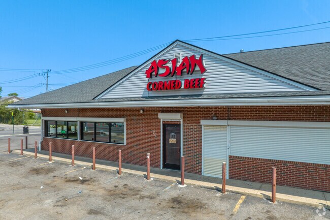 Asian Corned Beef is a go-to stop for Oakman Boulevard Community residents.