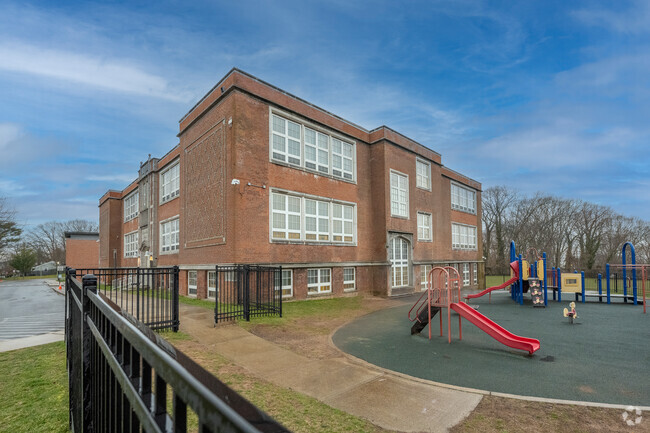 Nathan Hale School