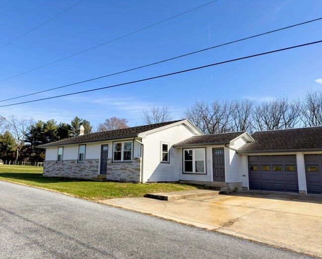 1222 Katterman Hill Rd, Richland, PA 17087 - photo 2