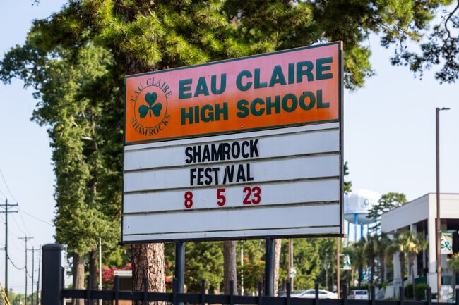 Welcome to Eau Claire High School in Columbia.