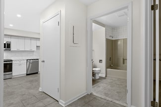 4 Horizon View Dr W, East Greenbush, NY 12061