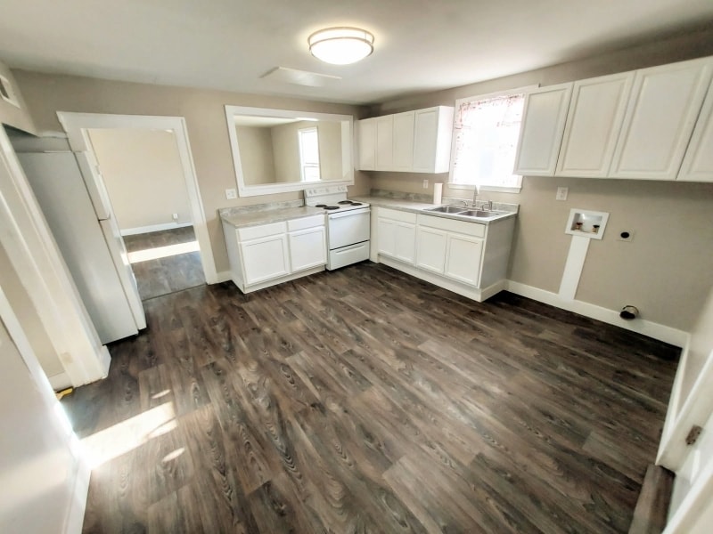 1730 Park St, Kingsport, TN 37664 - photo 1