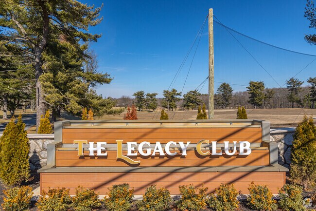 The Legacy Club has an 18-hole golf course and a driving range in Ashland.