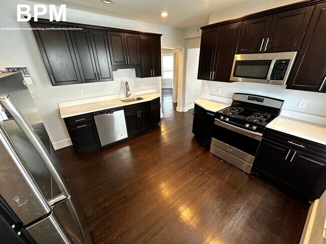 74 Weld Hill St unit 2, Jamaica Plain, MA 02130 - photo 4