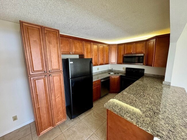 1119 Green Pine Blvd, West Palm Beach, FL 33409 - photo 2