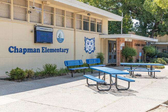 Chapman Eementary School serves students in grades K-5.