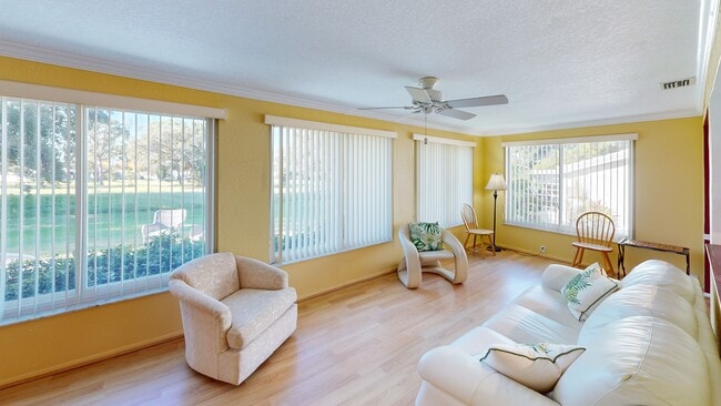 9082 141st St, Seminole, FL 33776 - photo 2