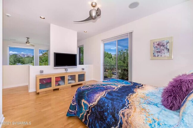 185 Arroyo Pinon Dr unit Luxury home, Sedona, AZ 86336 - photo 4