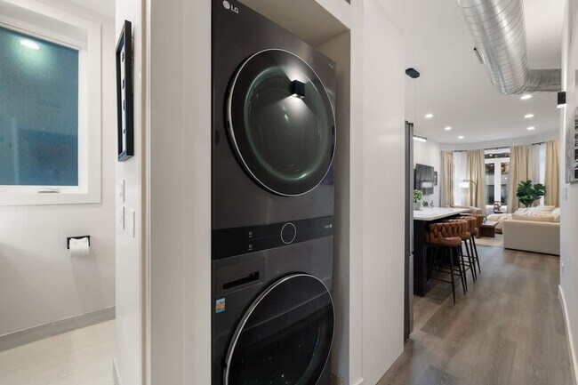 1543 N Claremont Ave unit ID1244947P, Chicago, IL 60622 - photo 7