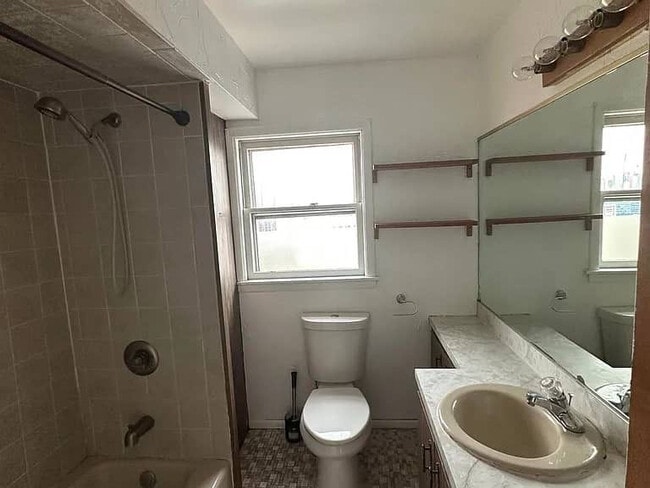 1200 Palisade Ave, Union City, NJ 07087 - photo 4