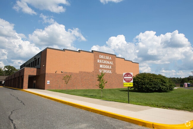 Welcome to Delsea Regional Middle School in Franklinville, NJ.