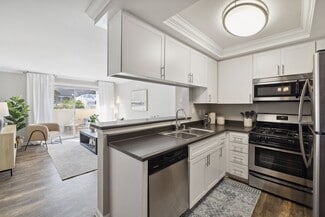 1987 Ridgegate Ln, Simi Valley, CA 93065