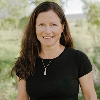 Amanda F. Swain