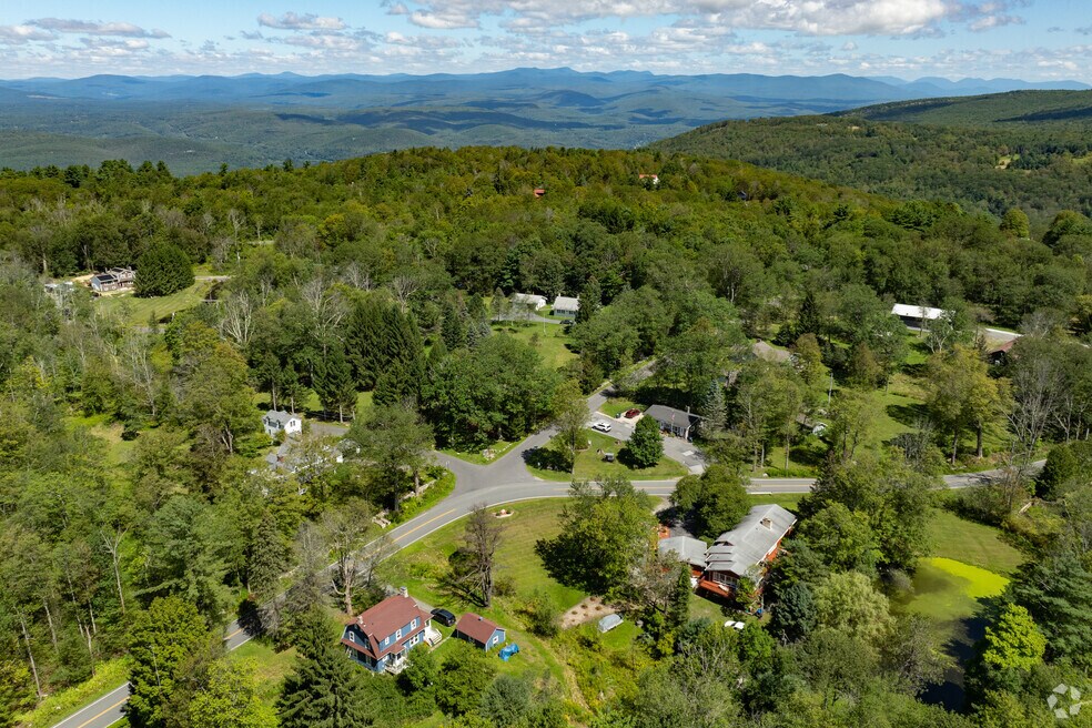 NH_Cragsmoor_555697_P2_v2_TN_091624