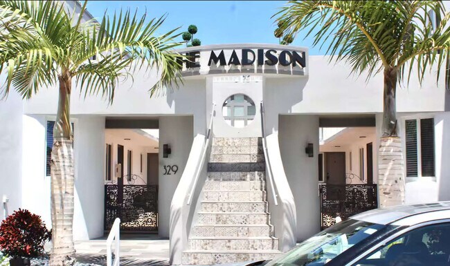 329 Madison St unit FL2-ID1075796P, Hollywood, FL 33019 - photo 6