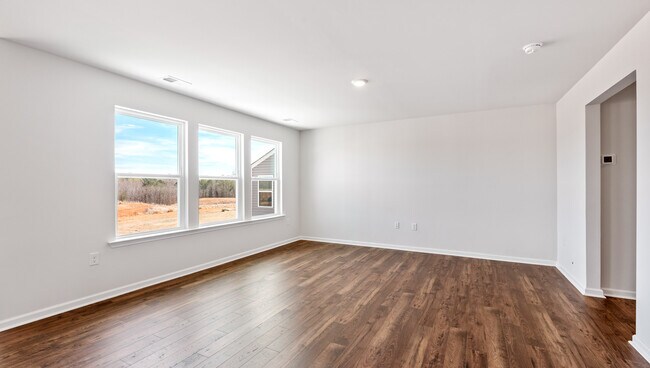 2247 Springview Ct, Boiling Springs, SC 29316 - photo 7