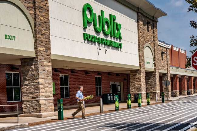 Ooltewah residents can do their shopping at the local Publix.