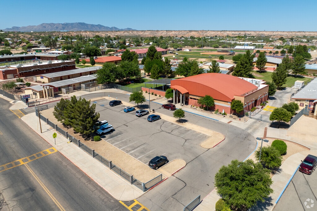 Benson Middle School serves grades 6-8 in Benson, Arizona.