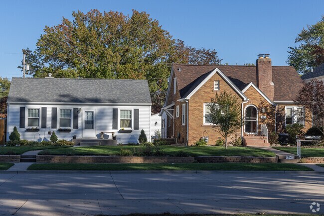 Homes in Downtown Moline sit on cozy, well maintained lots.