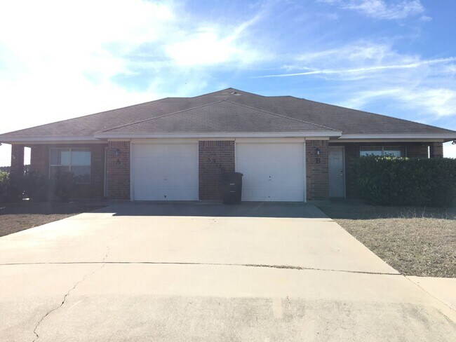 1906 Charleston Ct unit B, Killeen, TX 76542 - photo 2