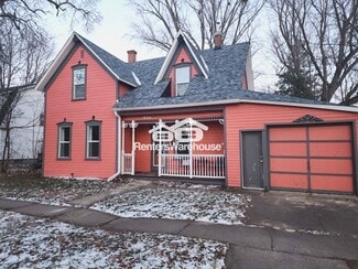 1426 Douglas St, Menomonie, WI 54751