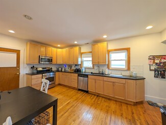65 Medford St Unit 2, Medford, MA 02155