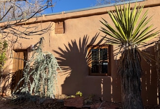 824 Canyon Rd, Santa Fe, NM 87501