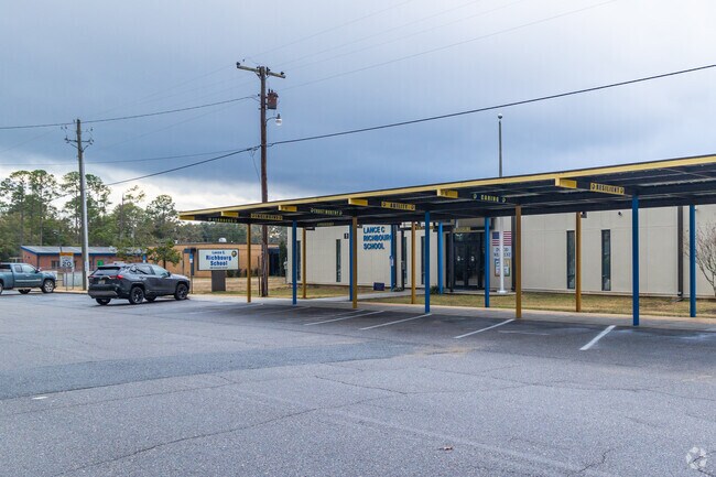 Richbourg Elementary students flourish in Crestview.