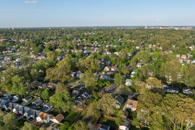 West Akron boasts a vast array of large homes, perfect for growing families.