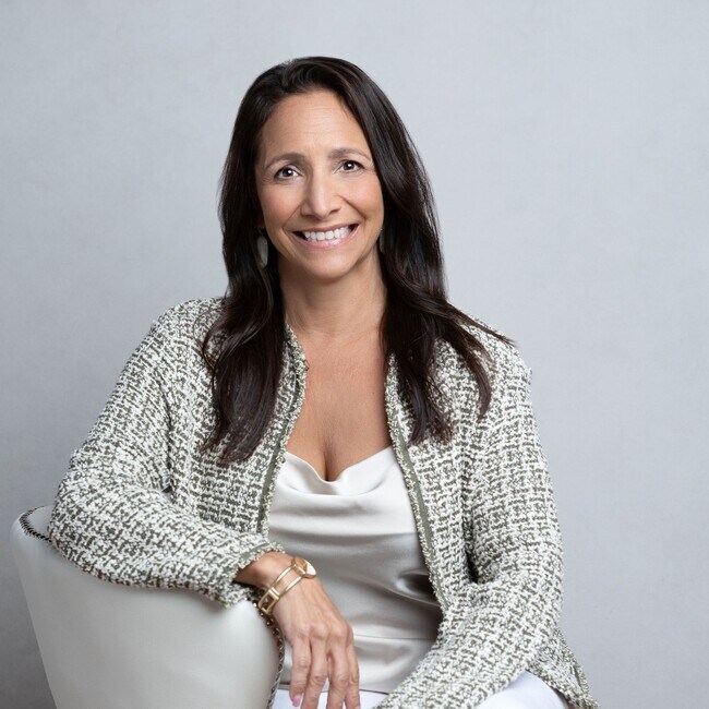 Real Estate Agents in 32225