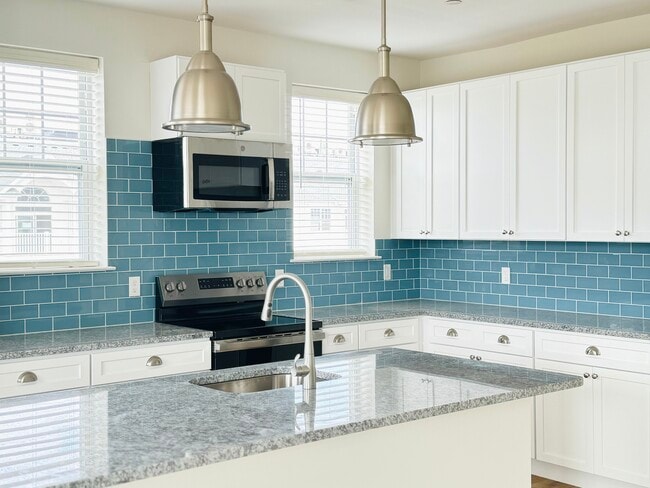 Harbor Heights, Mystic, CT 06355 - photo 6