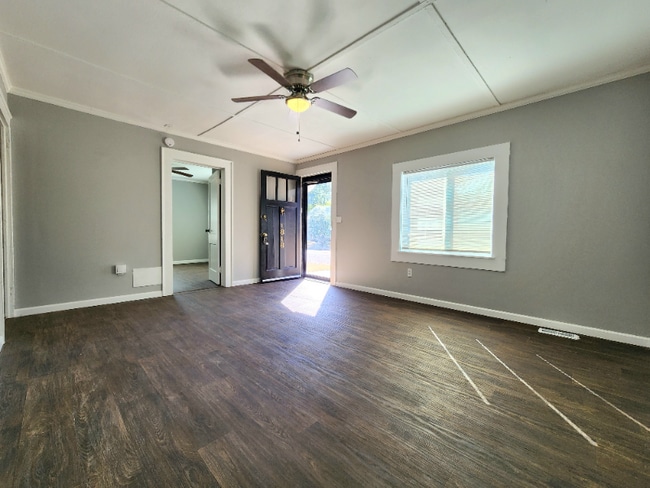 1818 Green St, Anderson, SC 29625 - photo 3