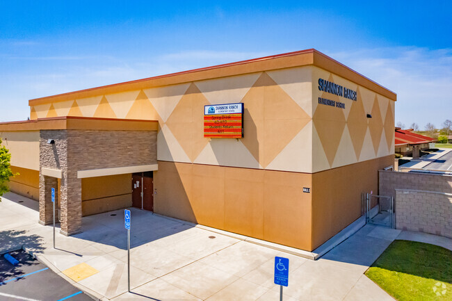 Front corner of Shannon Ranch Elementary School in Visalia