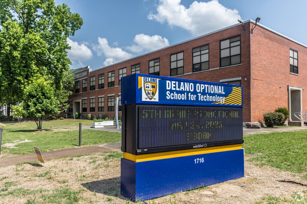 Delano Elementary is a public magnet school serving students in Frayser.