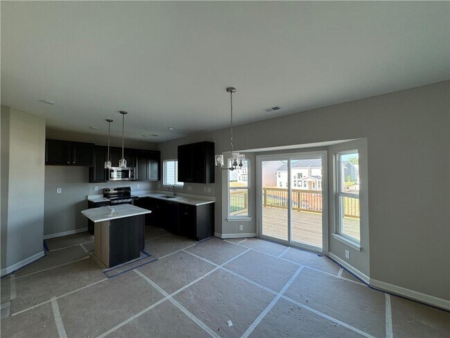 110 Okeechobee Way, Hoschton, GA 30548 - photo 7