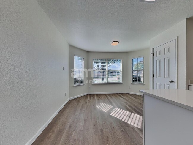 7505 Fossil Lake Dr, Arlington, TX 76002 - photo 4