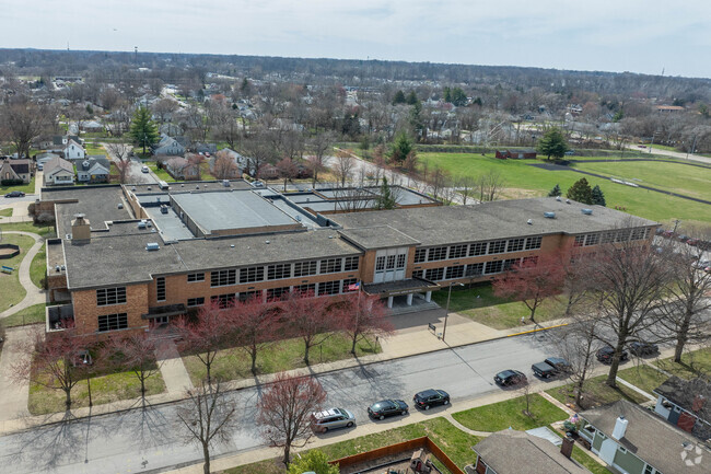 Speedway Junior High is an outstanding school.
