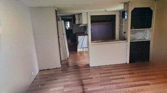 607 E Runnels St, Mineral Springs, AK 71852