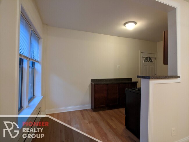 2842 N Orchard St unit 2840-6, Chicago, IL 60657 - photo 4