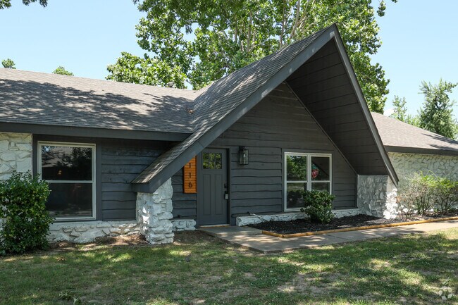 Find modern renovations of 1970s ranch-style homes in Columbus neighborhood.