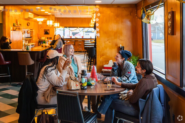 The Packard Taphouse in Sherwood Pettit is a retro bar with snacks and several draft beers.