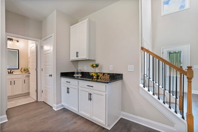 3601 Westlake Dr, Clarksville, TN 37040 - photo 7