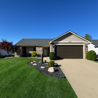 1238 Oak Bay Run, Fort Wayne, IN 46825