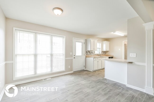 60 Knottingham Ct, Dunn, NC 28334 - photo 4