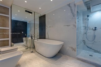 6423 Collins Ave Unit 1802, Miami, FL 33141