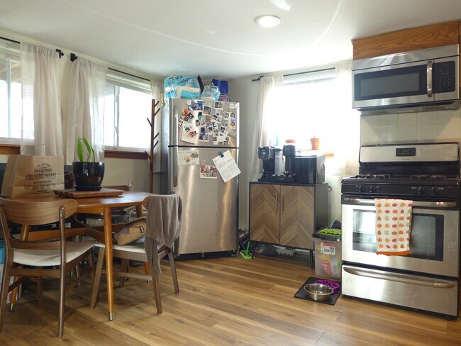 832 Parker St unit B, Boston, MA 02120 - photo 6