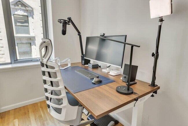 120 W 21st St unit FL6-ID337563P, New York, NY 10011 - photo 5